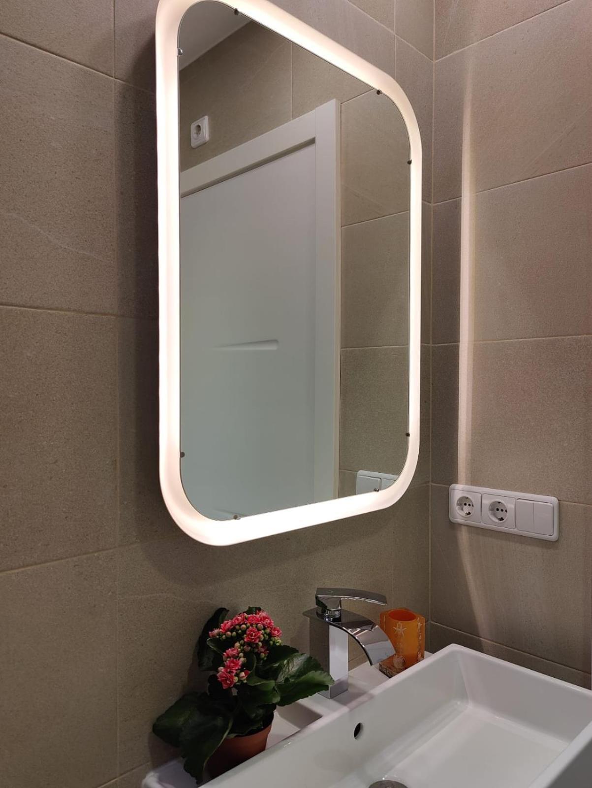 Luminoso Apartamento Exterior Con Balcon Y Patio En Centro Historico Feria-Alameda Sevilla Kültér fotó