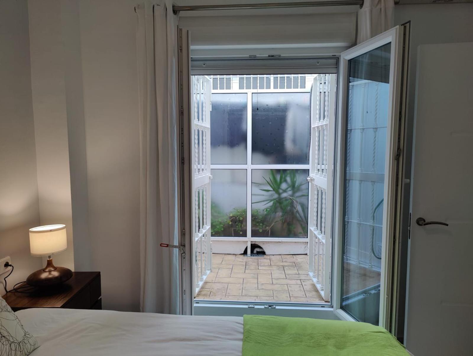 Luminoso Apartamento Exterior Con Balcon Y Patio En Centro Historico Feria-Alameda Sevilla Kültér fotó