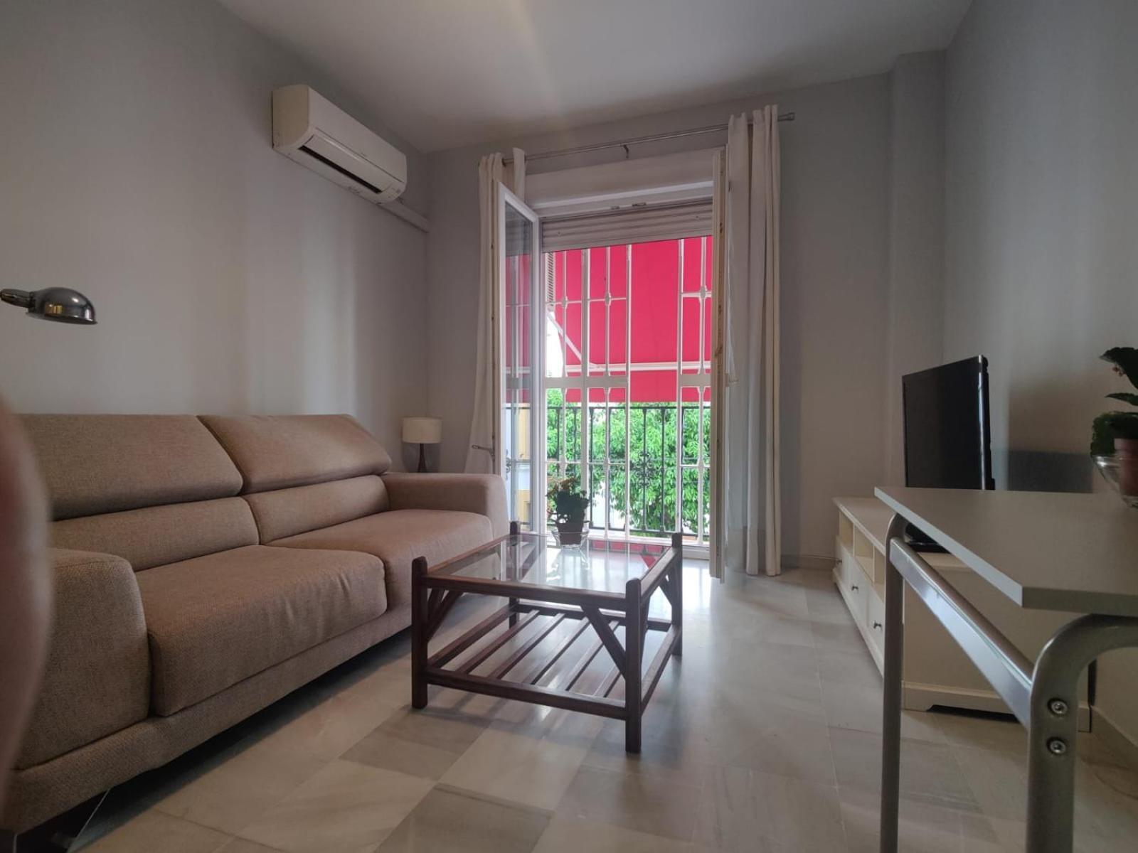 Luminoso Apartamento Exterior Con Balcon Y Patio En Centro Historico Feria-Alameda Sevilla Kültér fotó